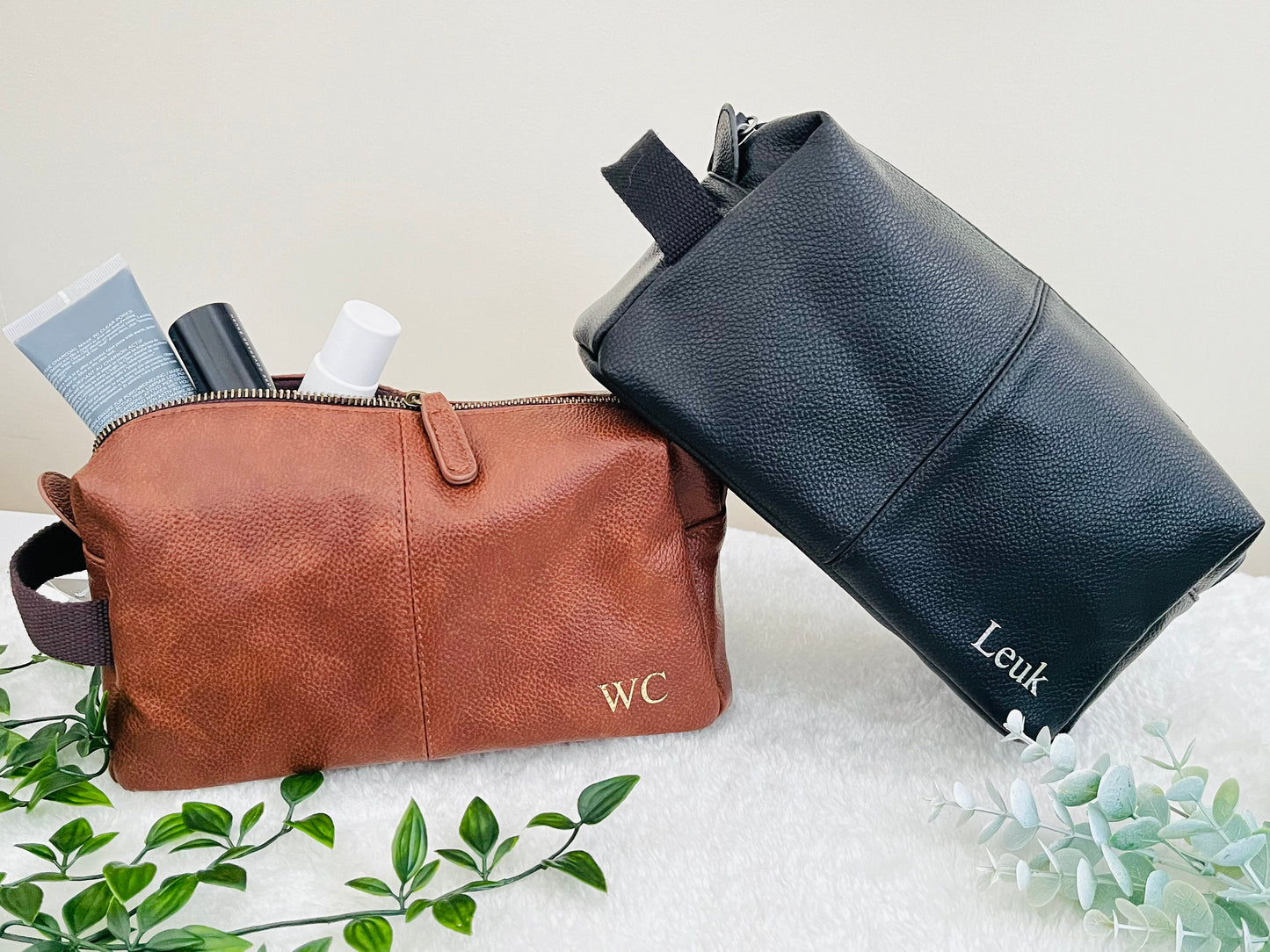 Personalised Toiletry Wash Bag with Initials or Name for Him, Dad, Best Man, Groom, Groomsmen, Fathers Day Gift, Leather Look, Shower Bag