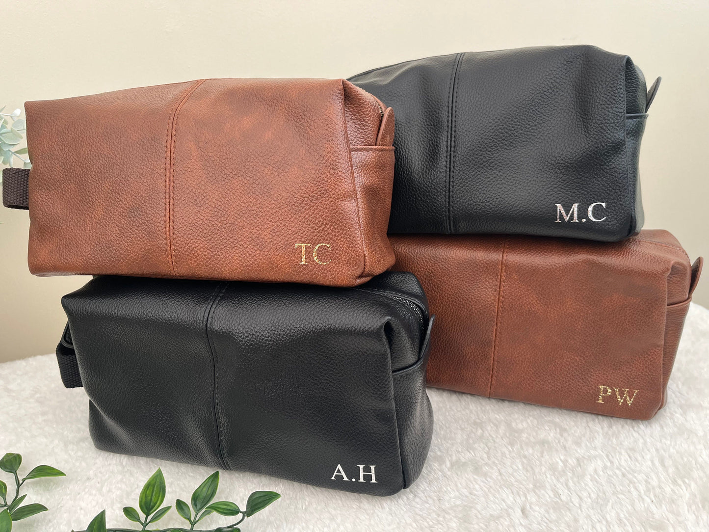 Personalised Toiletry Wash Bag with Initials or Name for Him, Dad, Best Man, Groom, Groomsmen, Fathers Day Gift, Leather Look, Shower Bag