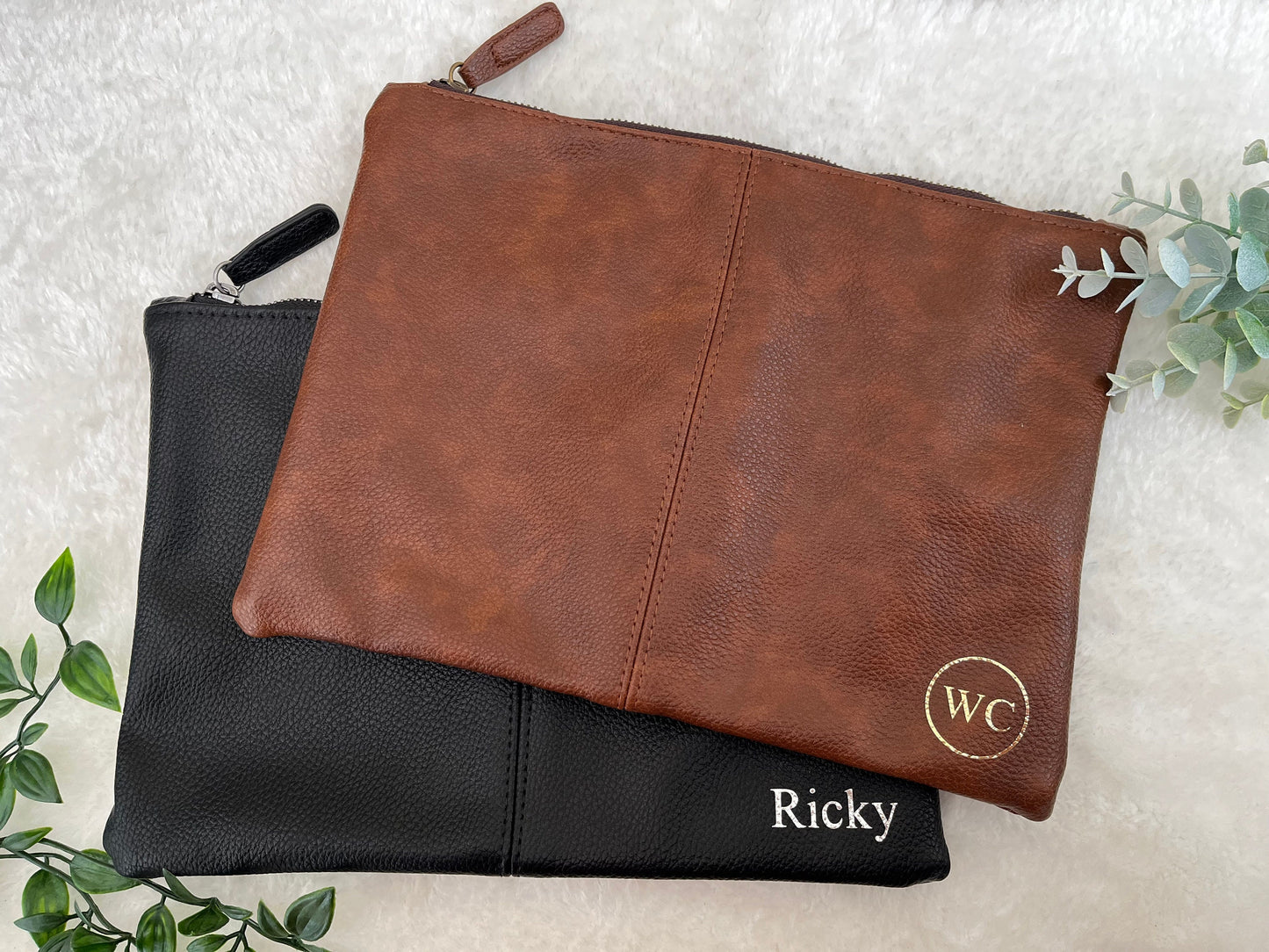 Personalised Mens Leather Accessory Pouch Bag, Men's Wash Bag, Travel Pouch Toiletry Bag Accessory Pouch Fathers Day Best Man Groomsmen Gift