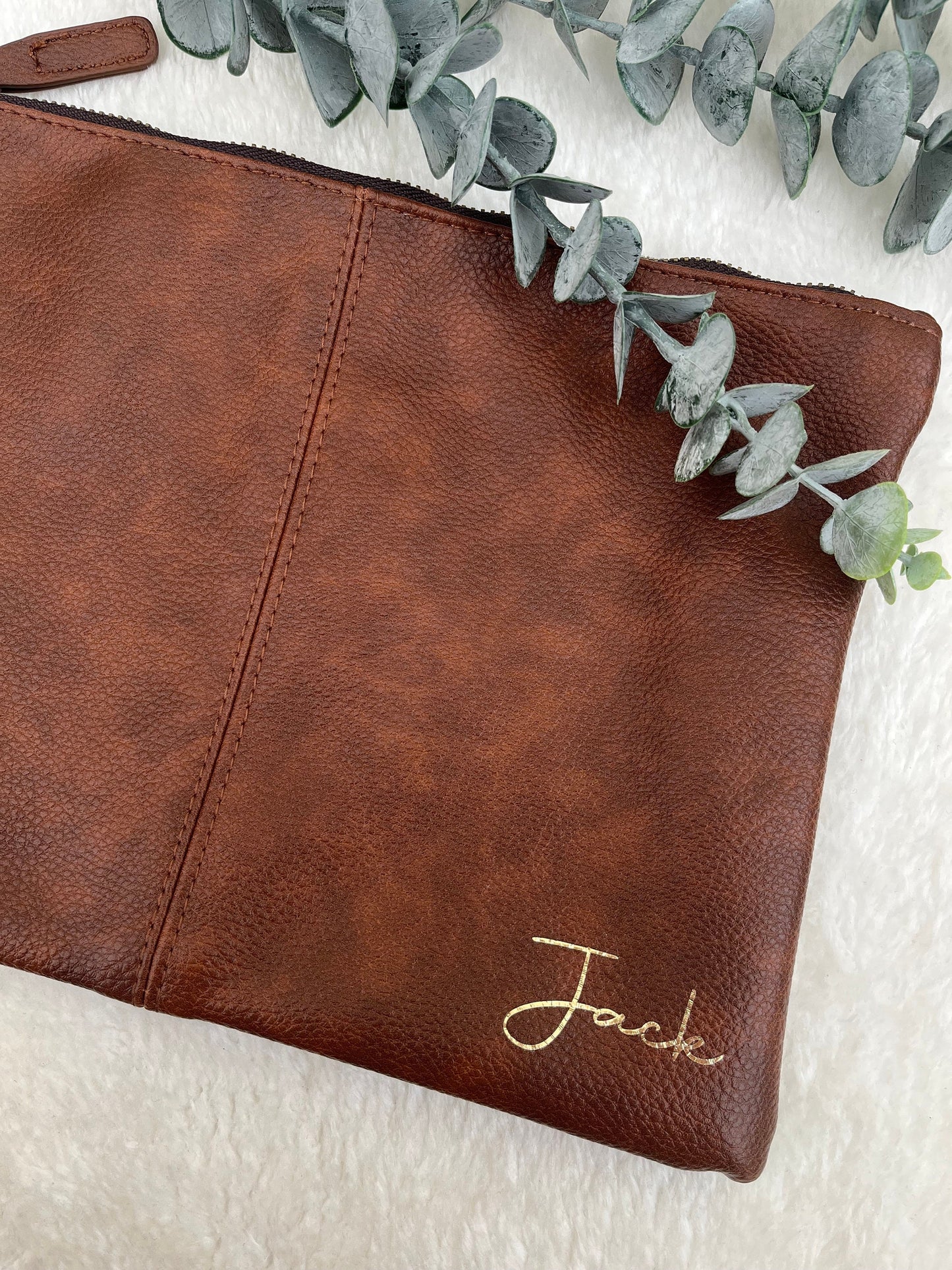 Personalised Mens Leather Accessory Pouch Bag, Men's Wash Bag, Travel Pouch Toiletry Bag Accessory Pouch Fathers Day Best Man Groomsmen Gift