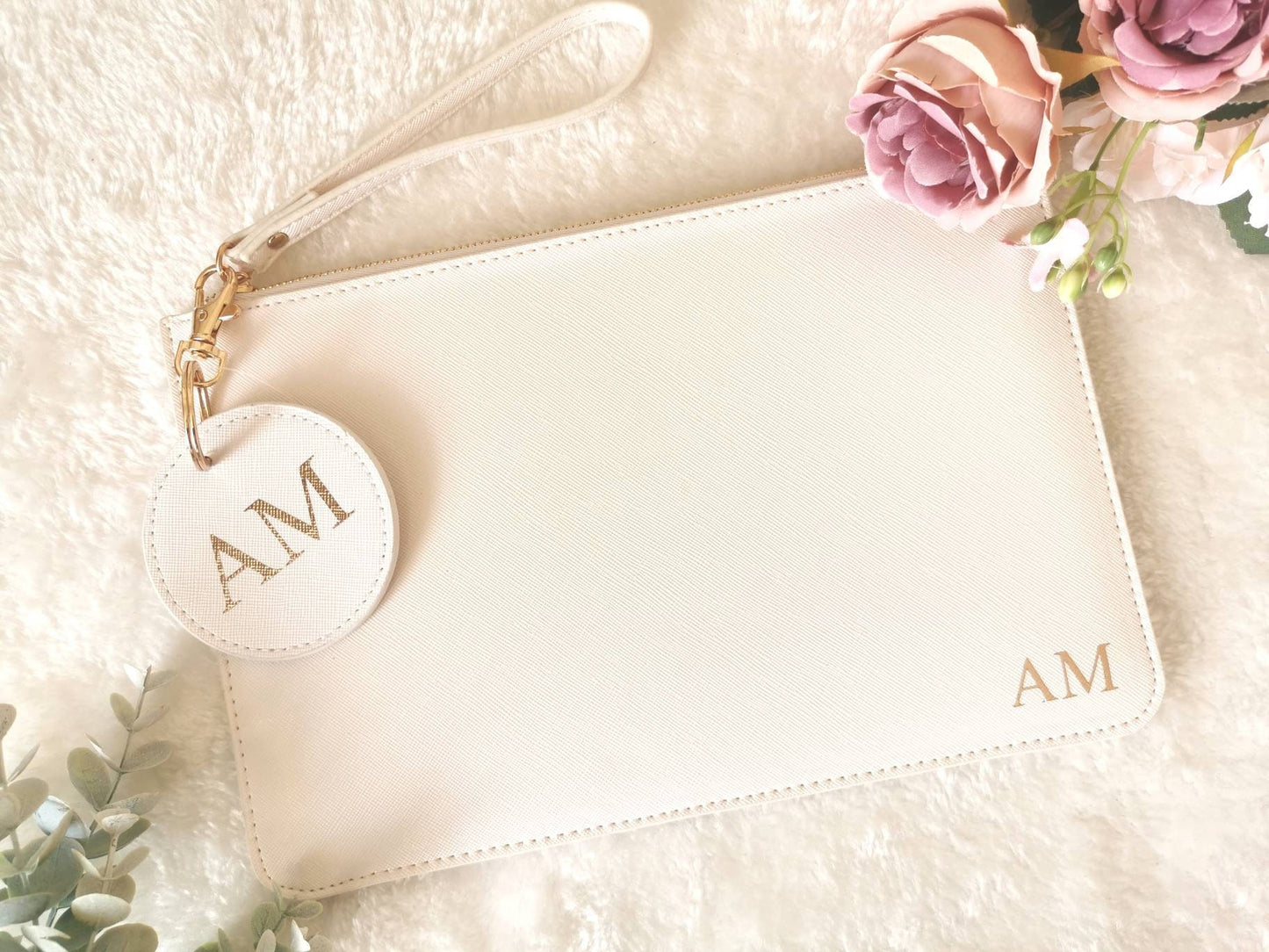Personalised clutch bag with big charm, Bridesmaid Pouch, Hen Party Gift, bridesmaid wristlet, bridesmaids' gifts, Birthday gift for her